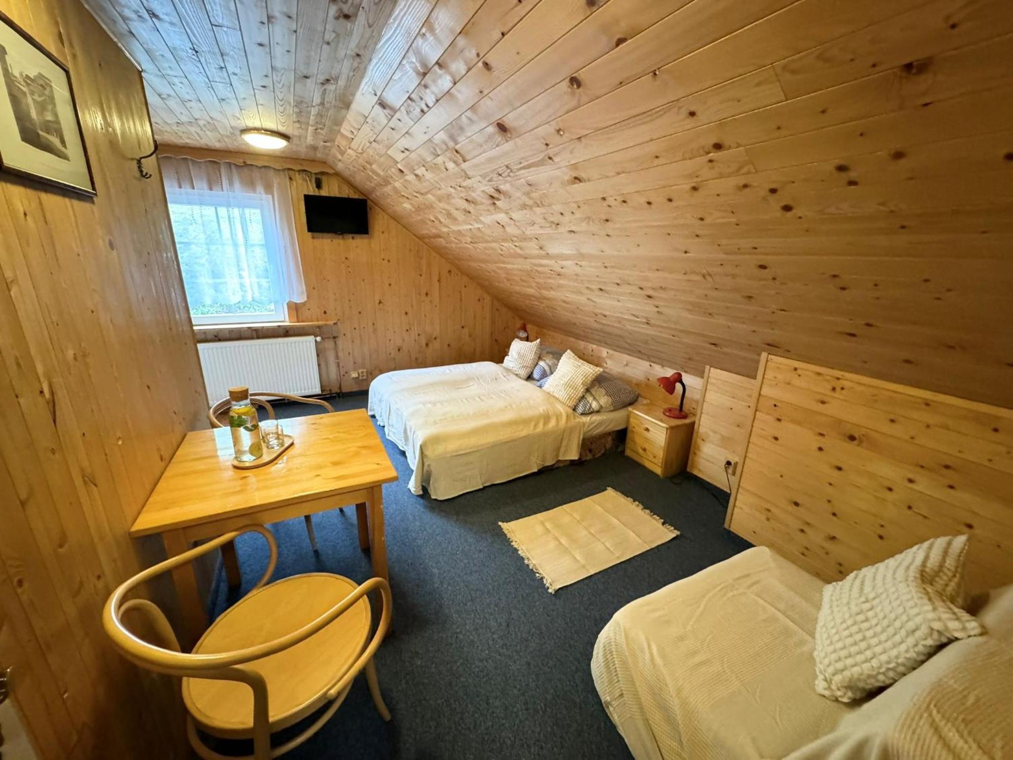 Hotel Horský hotýlek Bílá Labuť Pec pod Snezkou Camera foto
