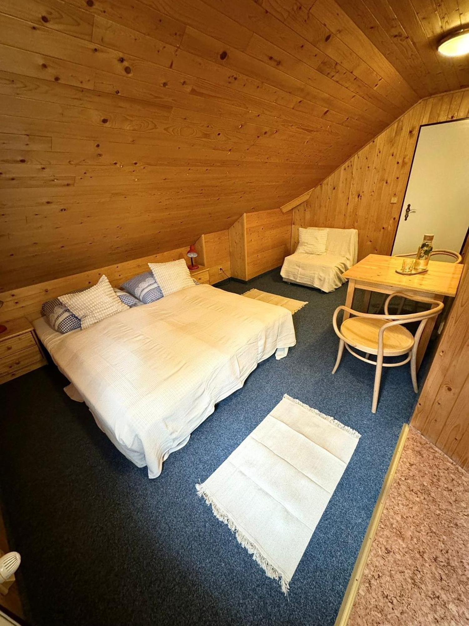 Hotel Horský hotýlek Bílá Labuť Pec pod Snezkou Camera foto