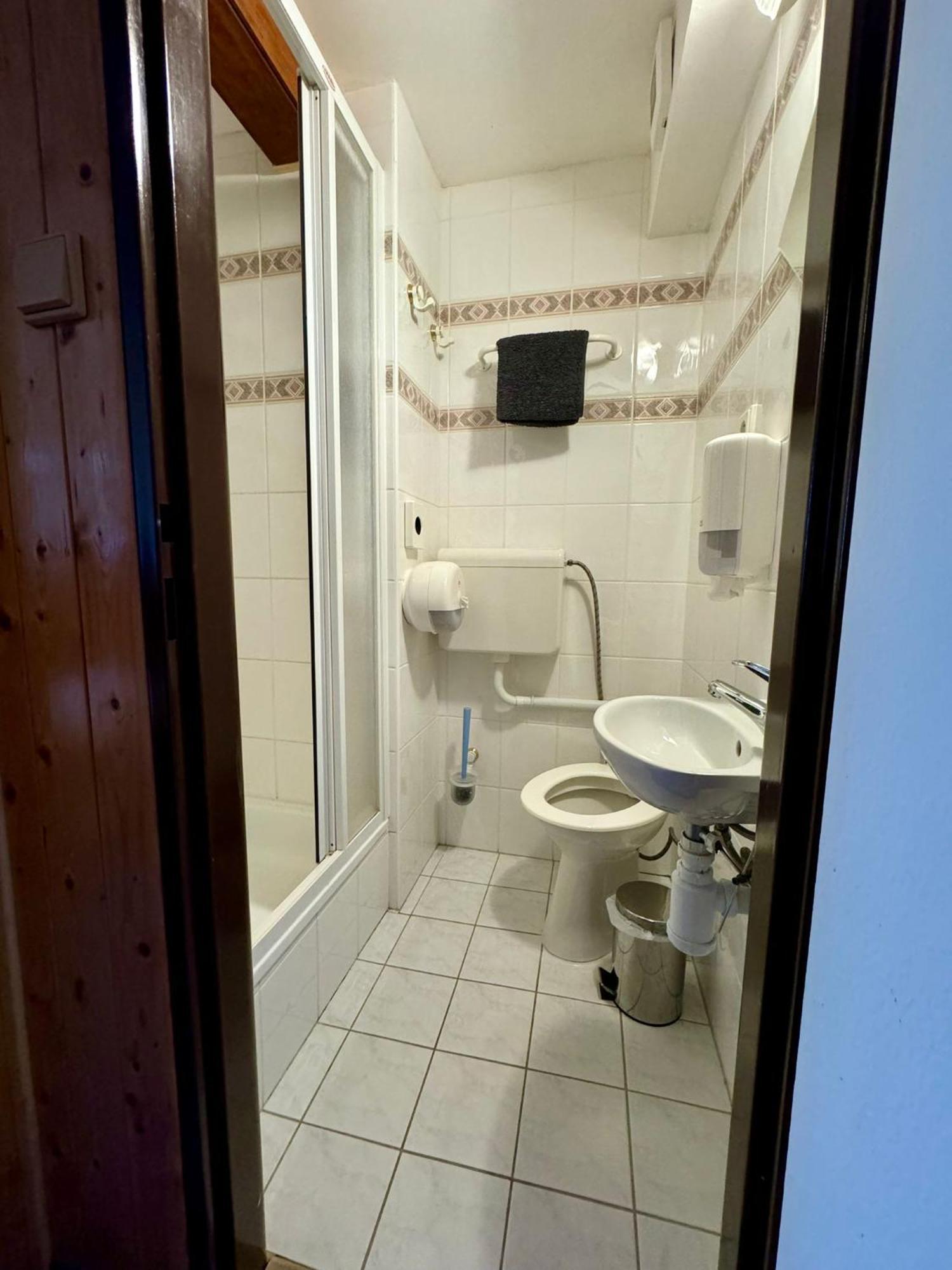 Hotel Horský hotýlek Bílá Labuť Pec pod Snezkou Camera foto