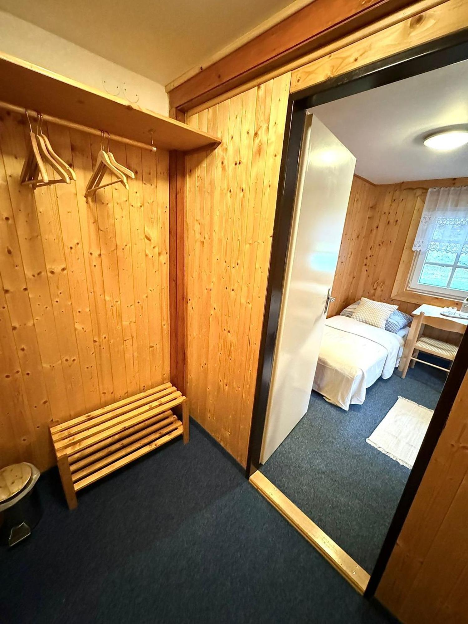 Hotel Horský hotýlek Bílá Labuť Pec pod Snezkou Camera foto